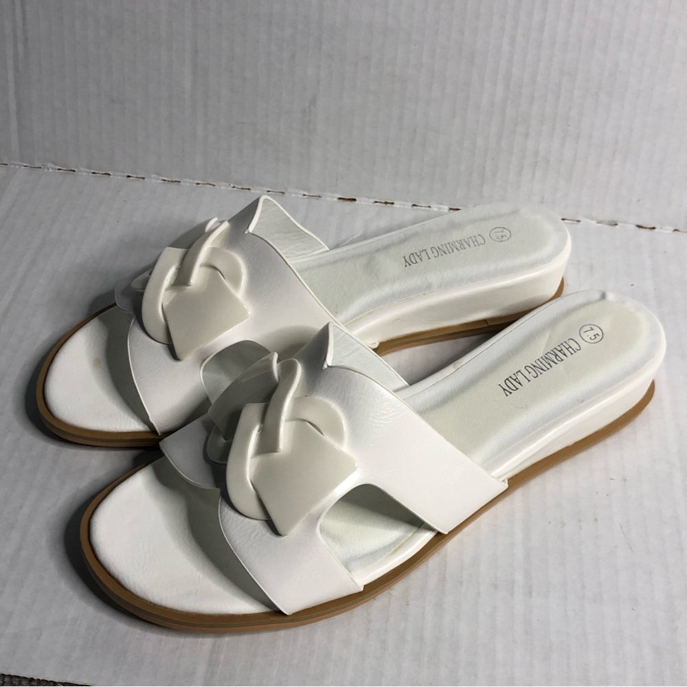 Charming Lady Sandals Womens 7.5 White Slip On Shoes